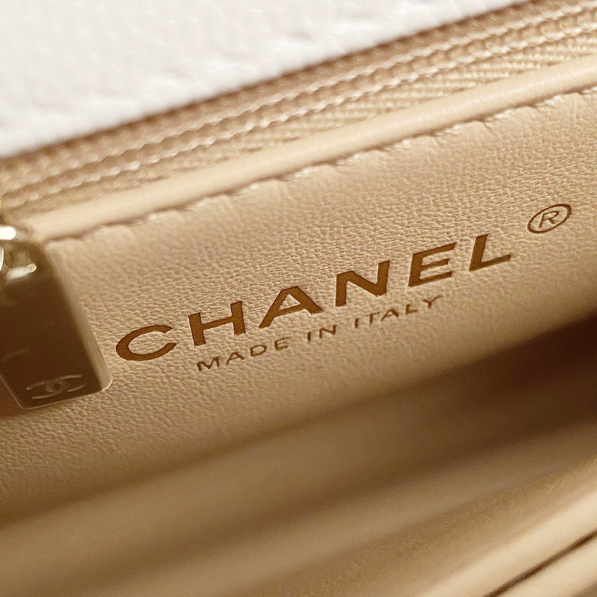 Small Coco Top Handle - CHANEL - Affordable Luxury image