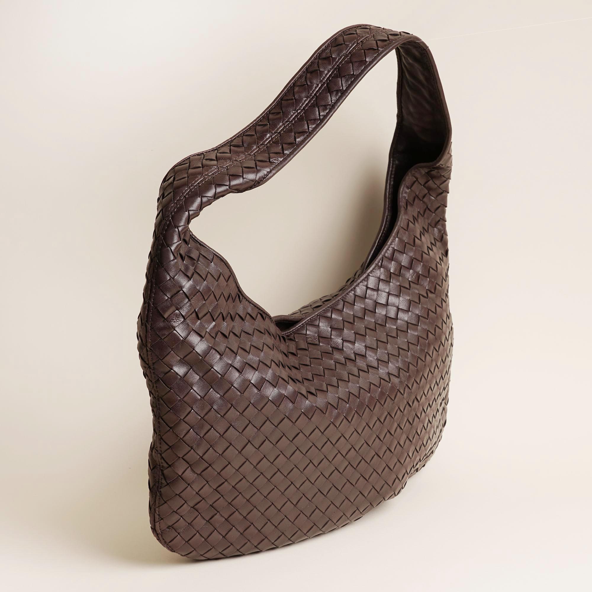 Small Intrecciatio Hobo Bag - BOTTEGA VENETA - Affordable Luxury image