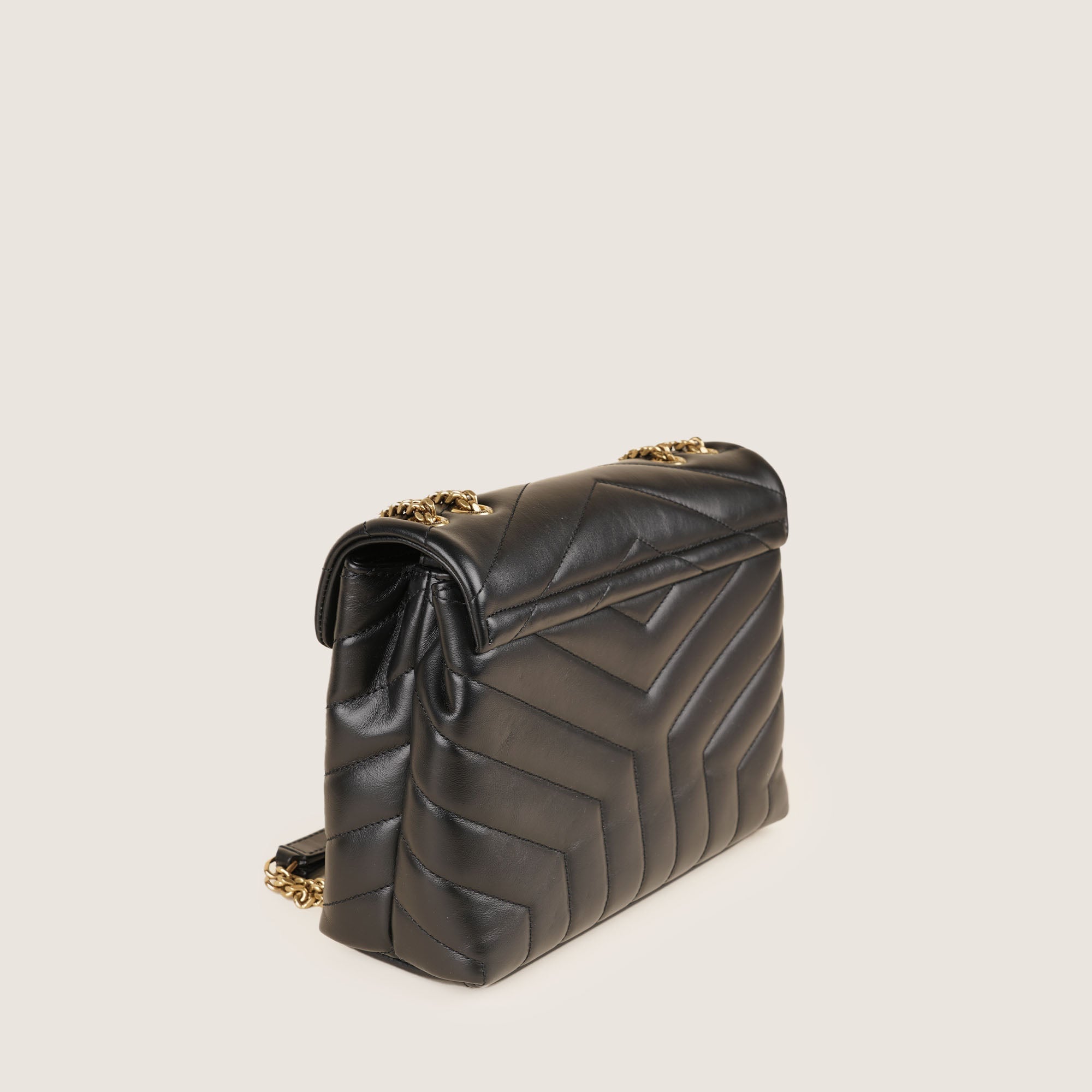 Small LouLou Shoulder Bag - SAINT LAURENT - Affordable Luxury image