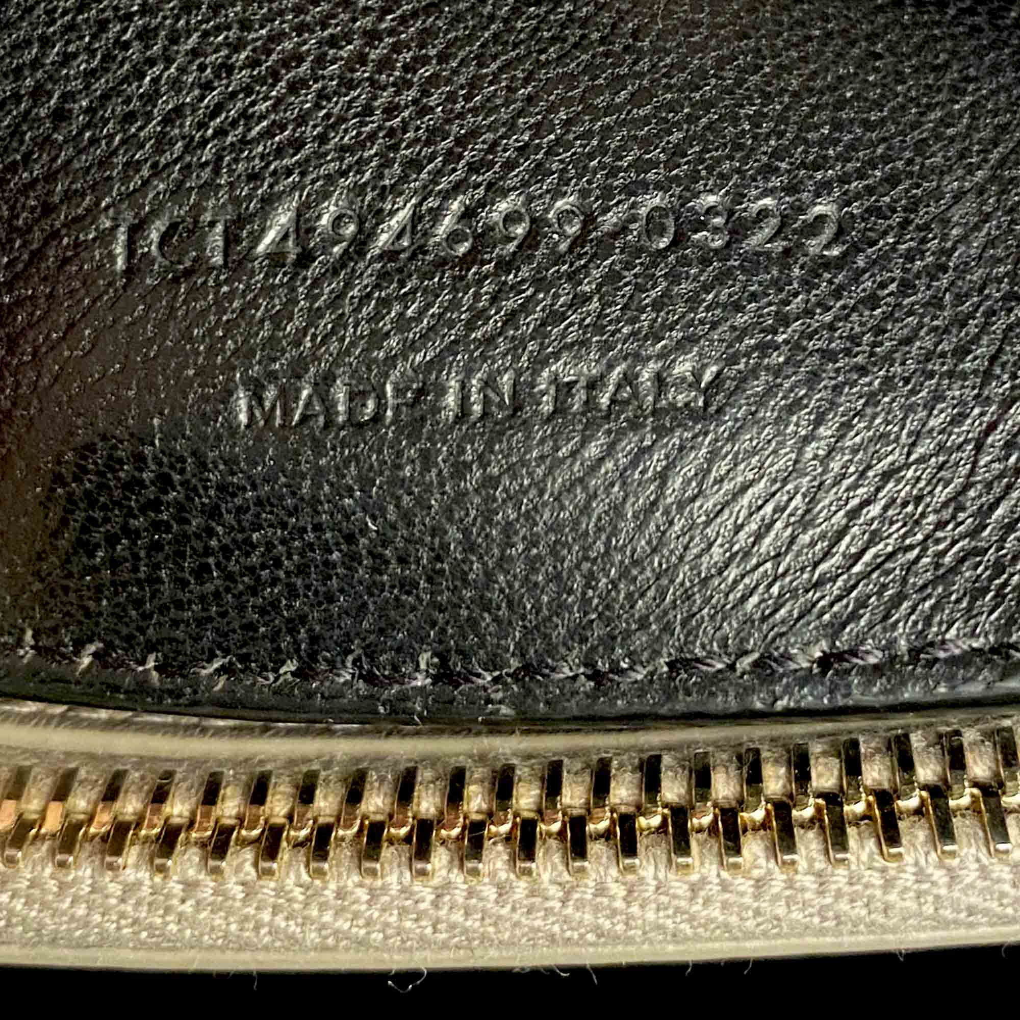 Small LouLou Shoulder Bag - SAINT LAURENT - Affordable Luxury image
