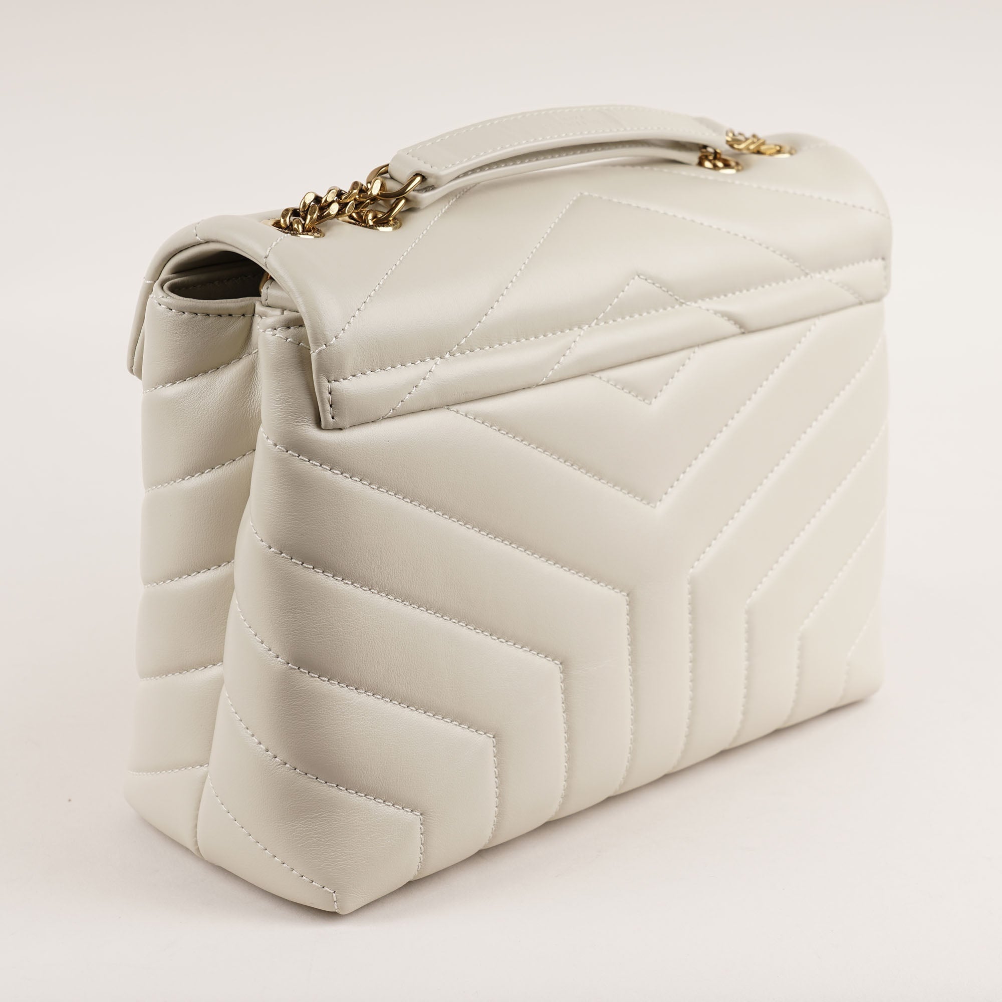 Small LouLou Shoulder Bag - SAINT LAURENT - Affordable Luxury image