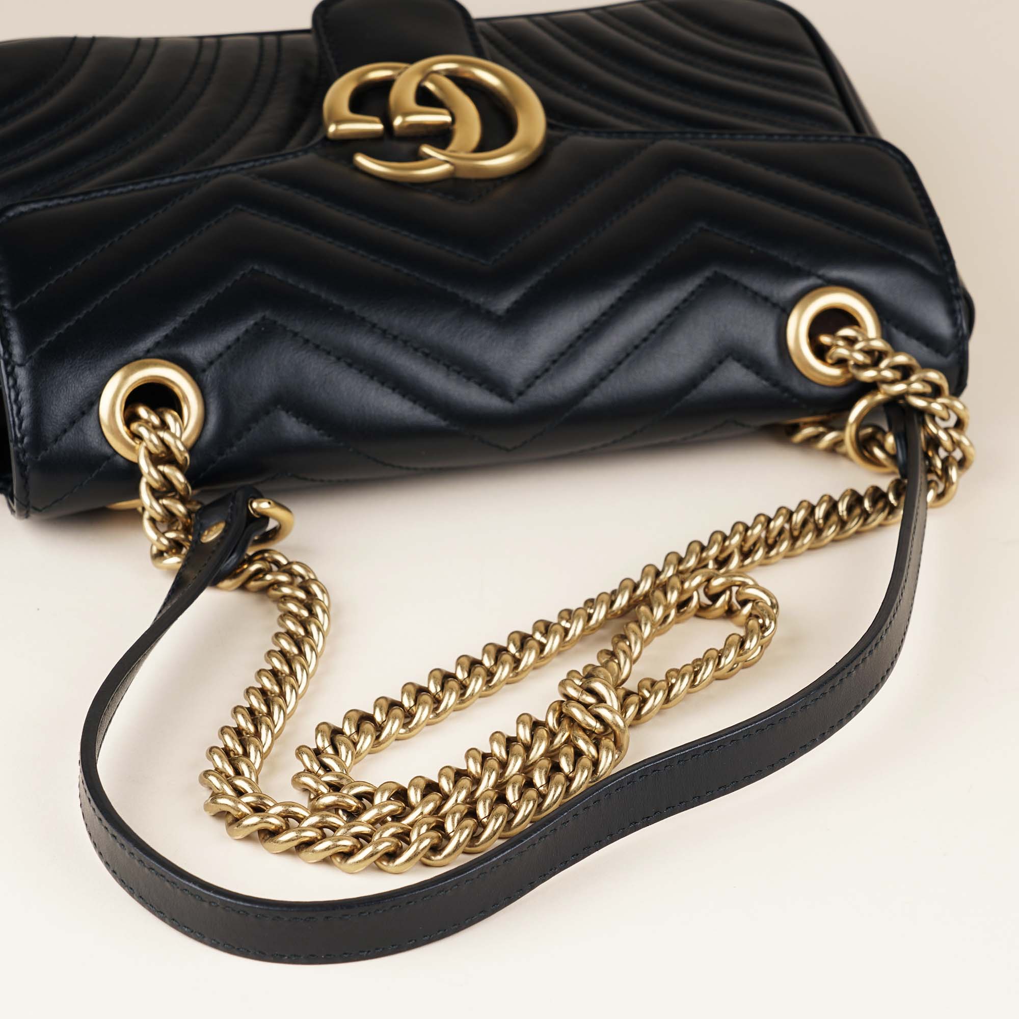 Small Marmont Shoulder Bag - GUCCI - Affordable Luxury image