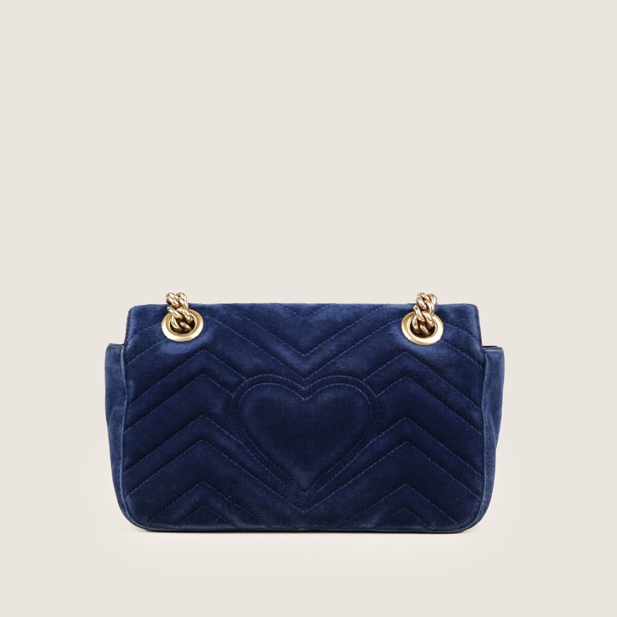 Small Marmont Shoulder Bag - GUCCI - Affordable Luxury image