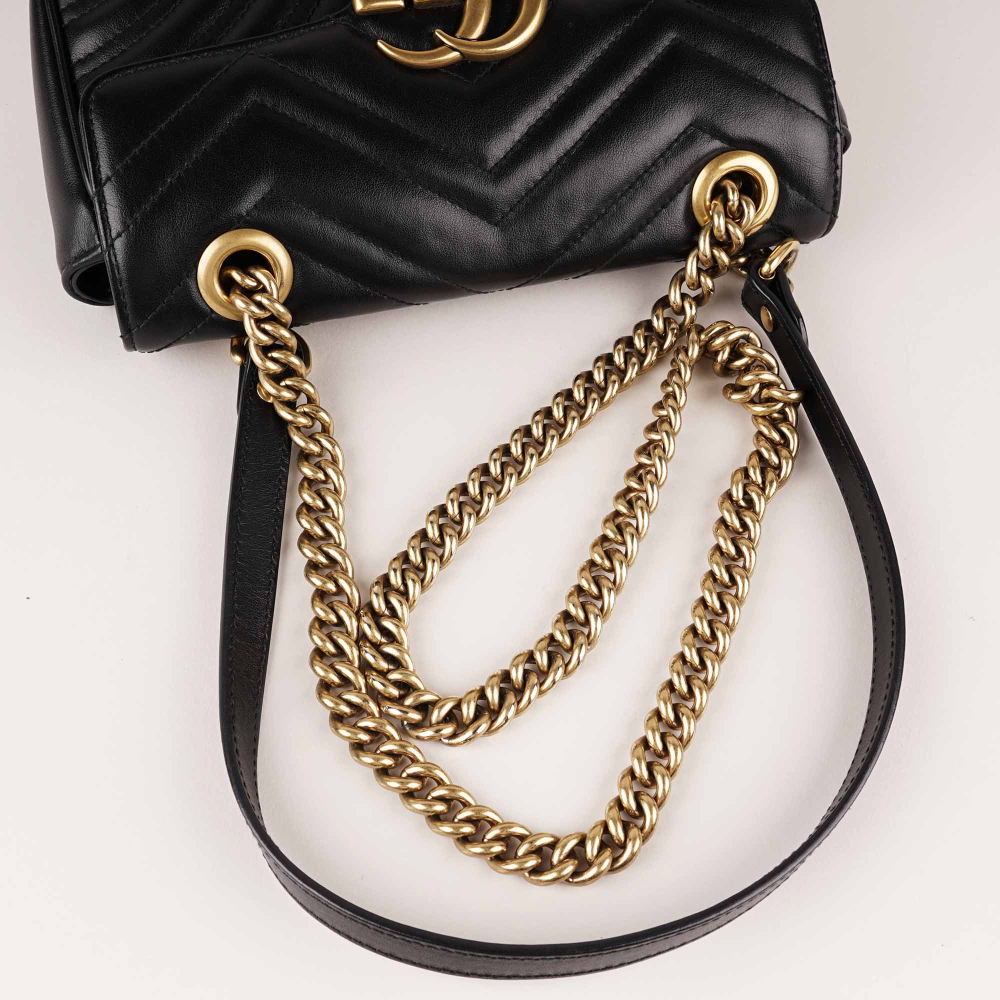 Small Marmont Shoulder Bag - GUCCI - Affordable Luxury image