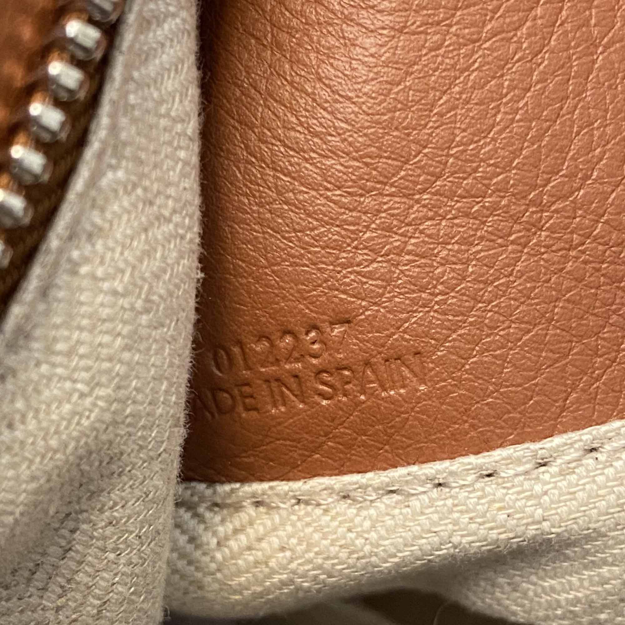 Small Puzzle Bag - ÖVRIGA MÄRKEN - Affordable Luxury image