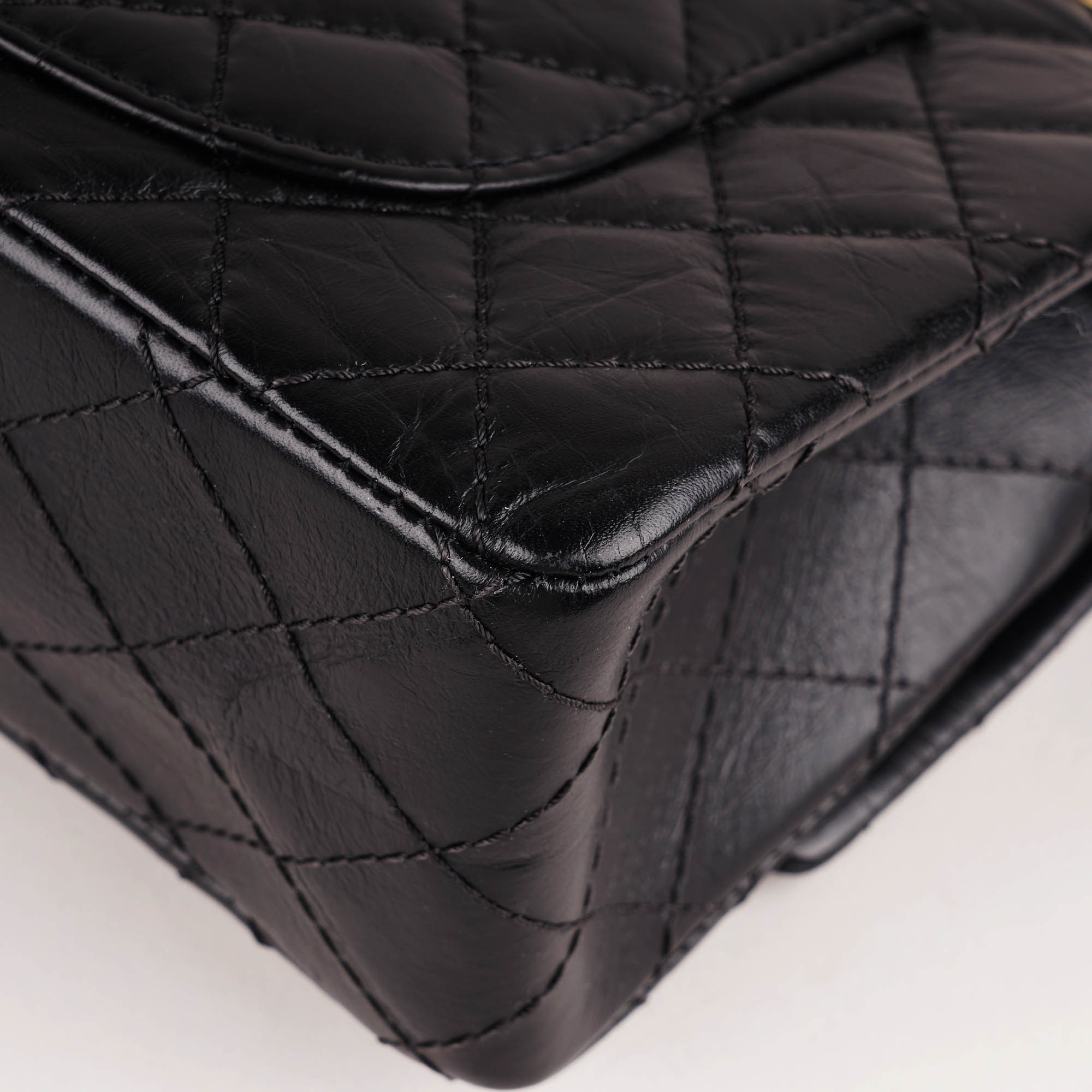 Small Reissue 2.55 Shoulder Bag - CHANEL - Affordable Luxury image