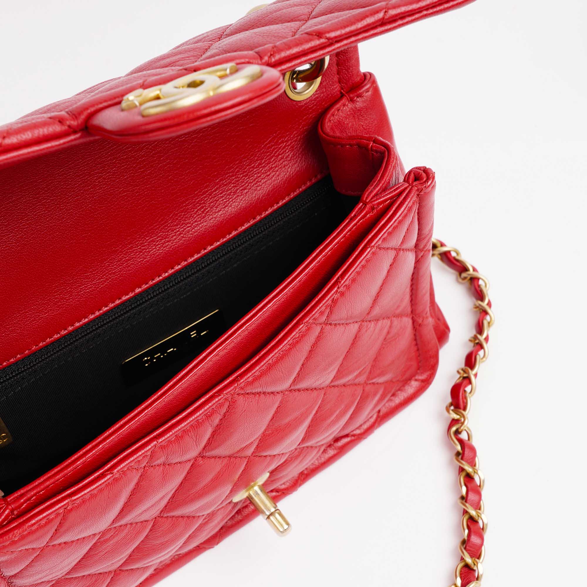 Small Trapezio Flap Bag - CHANEL - Affordable Luxury image