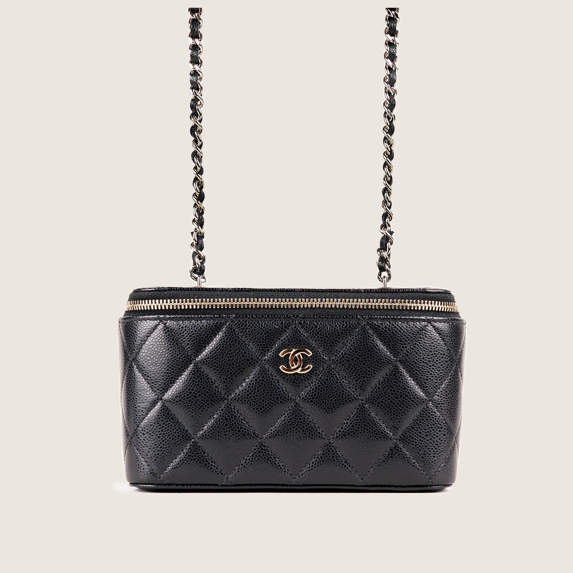 Small Vanity on Chain - CHANEL - Affordable Luxury