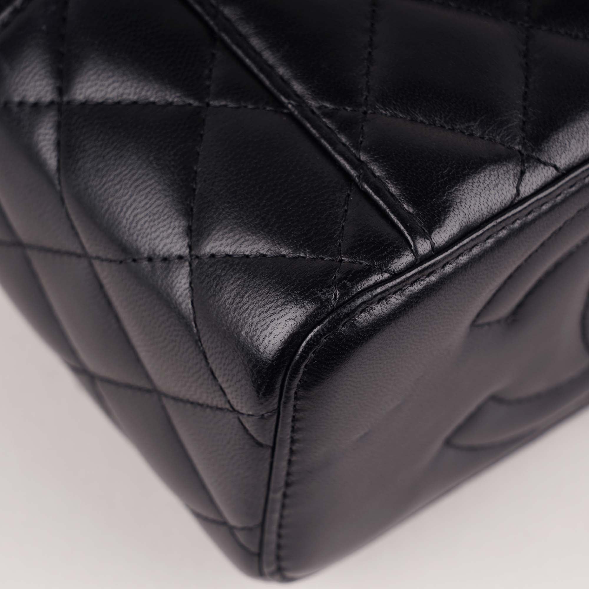 Small Vanity Top Handle - CHANEL - Affordable Luxury image