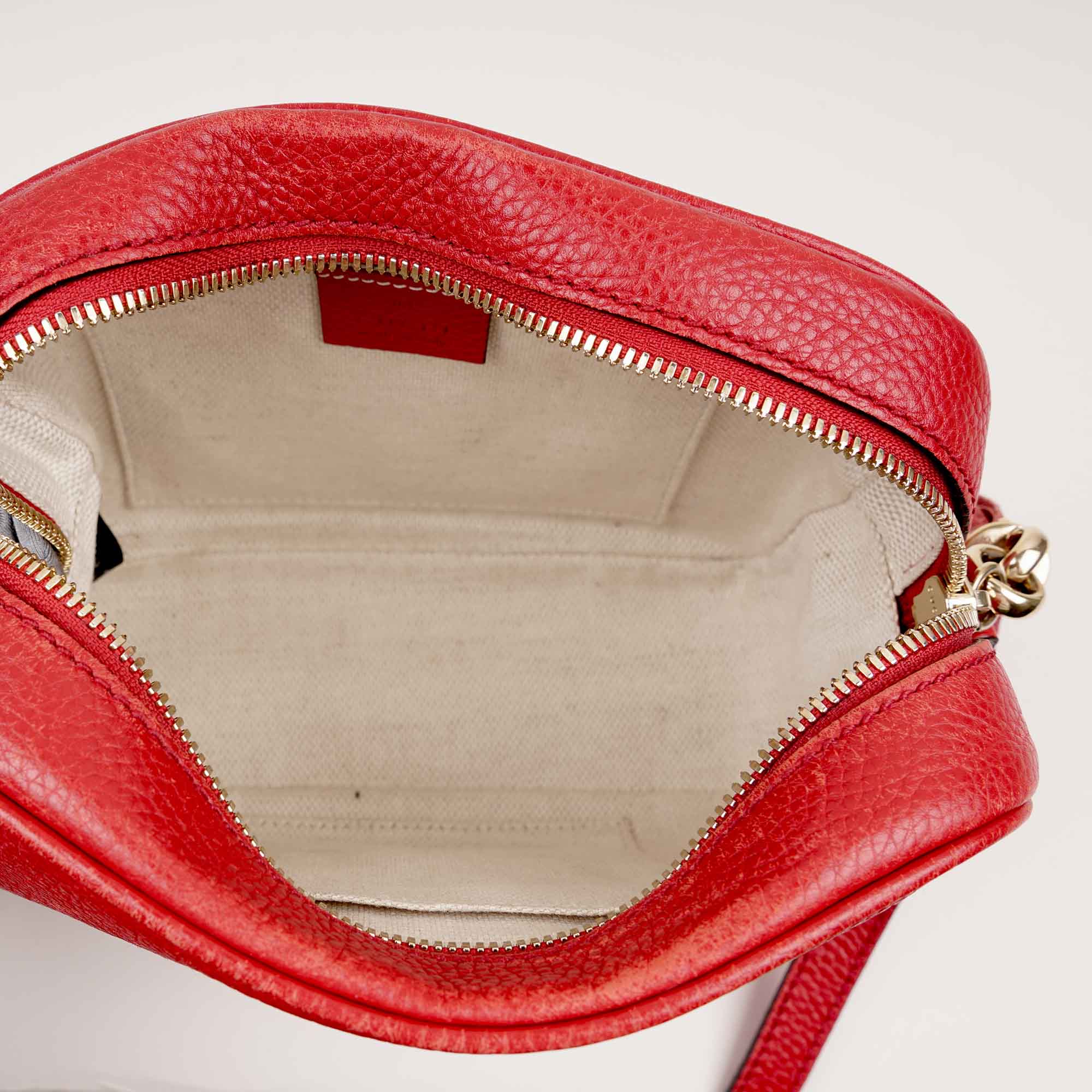 Soho Small Disco Bag - GUCCI - Affordable Luxury image