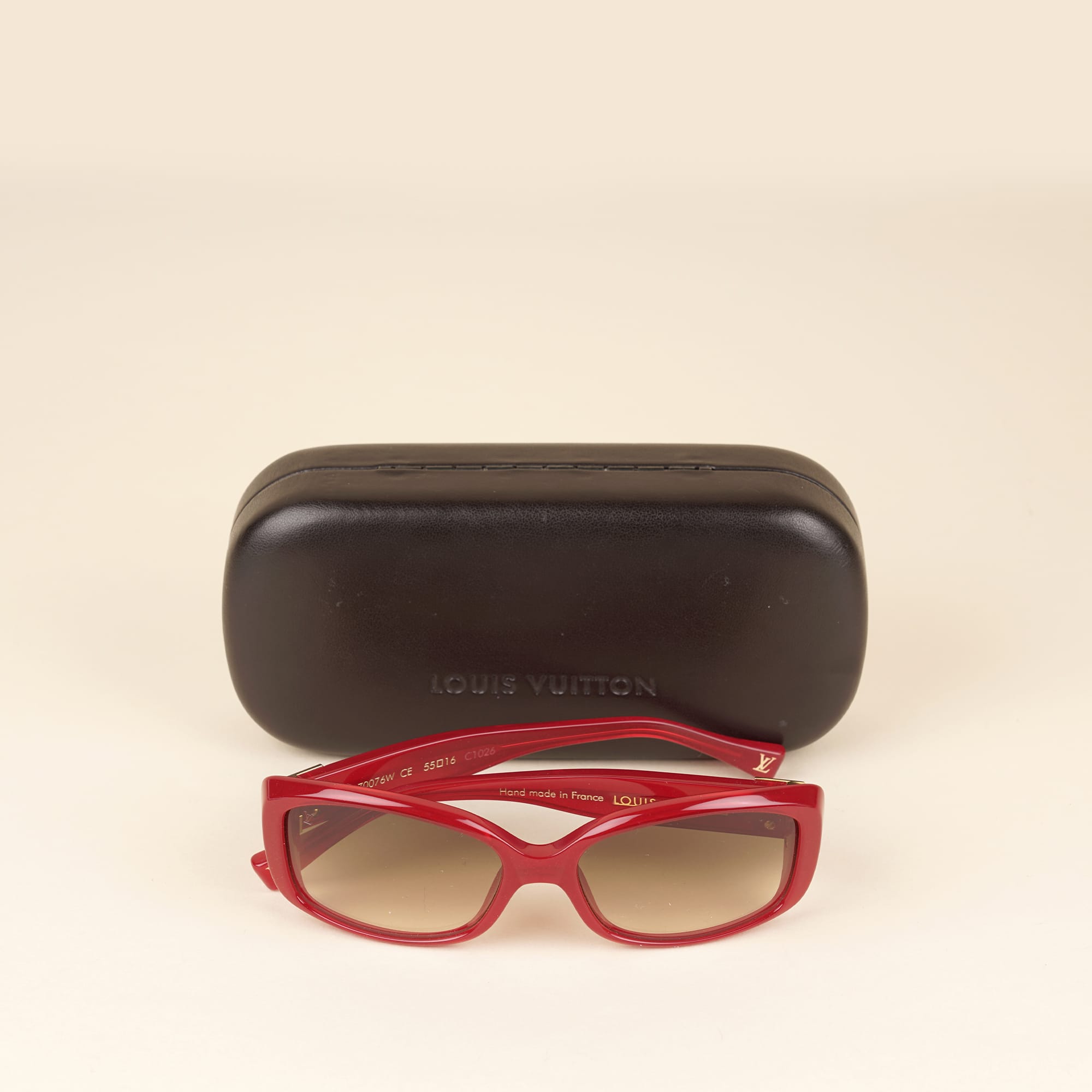 Soupcon Sunglasses Red - LOUIS VUITTON - Affordable Luxury image