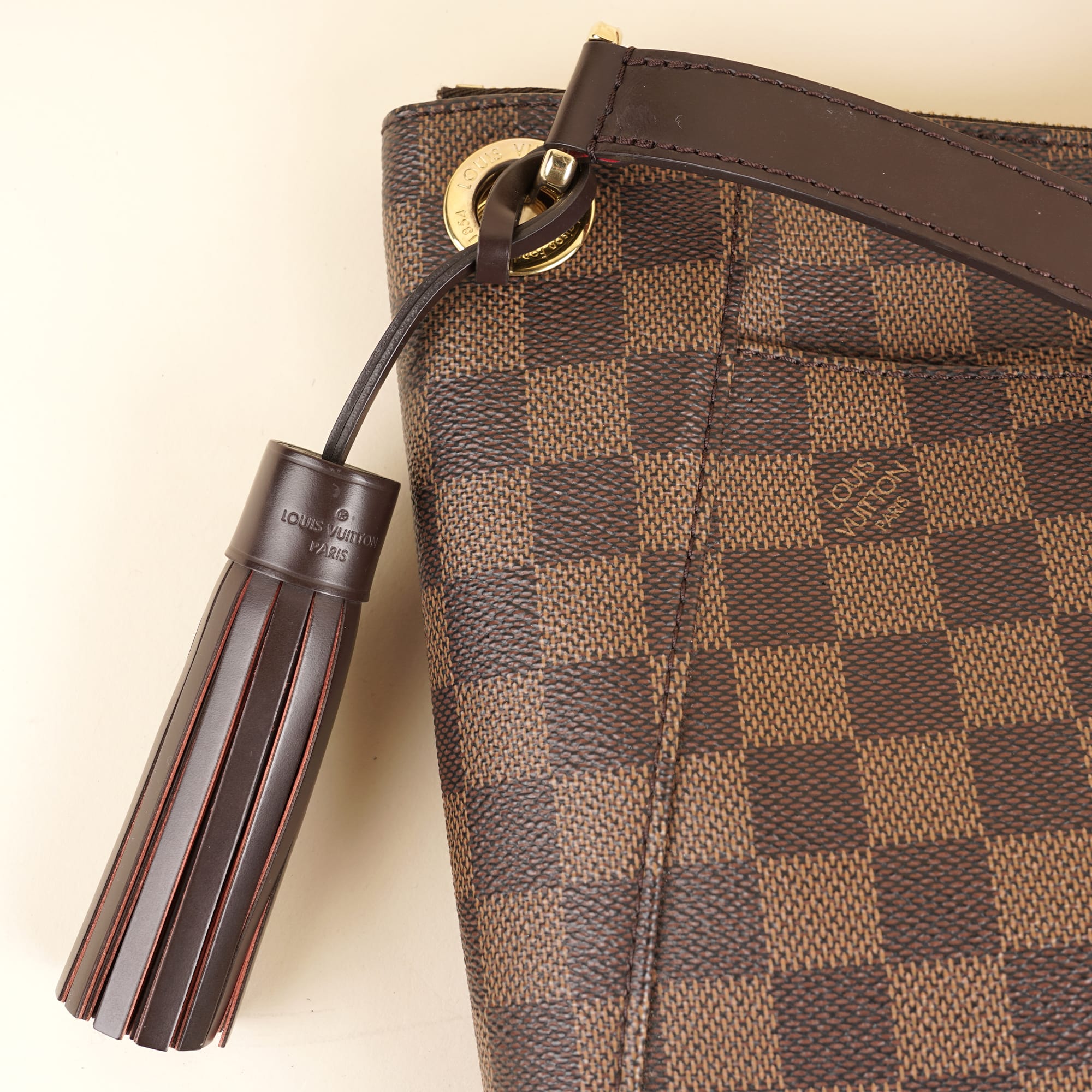 South Bank Shoulder Bag - LOUIS VUITTON - Affordable Luxury image