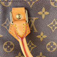 Speedy 30 Handbag - LOUIS VUITTON - Affordable Luxury thumbnail image