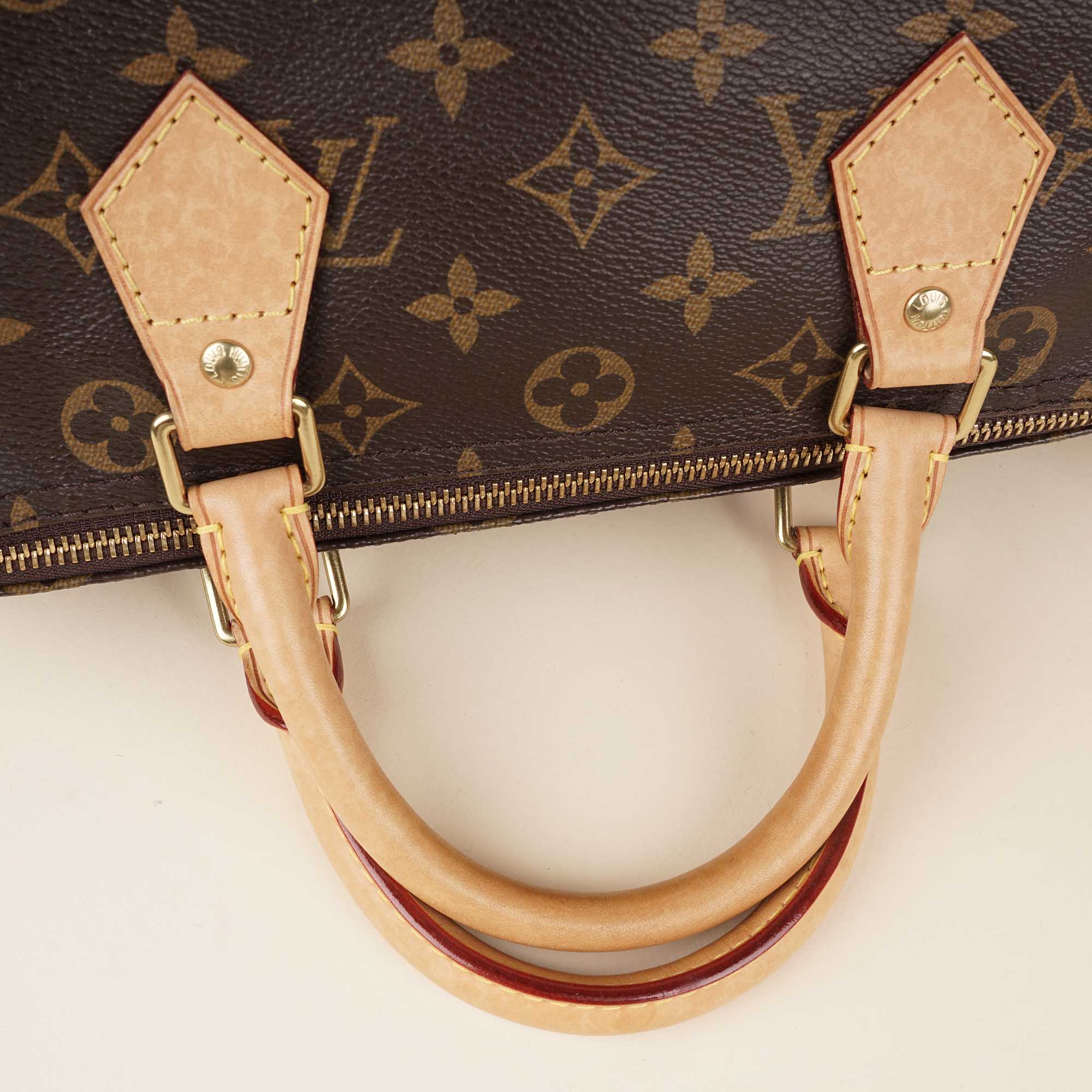 Speedy 30 Handbag - LOUIS VUITTON - Affordable Luxury image