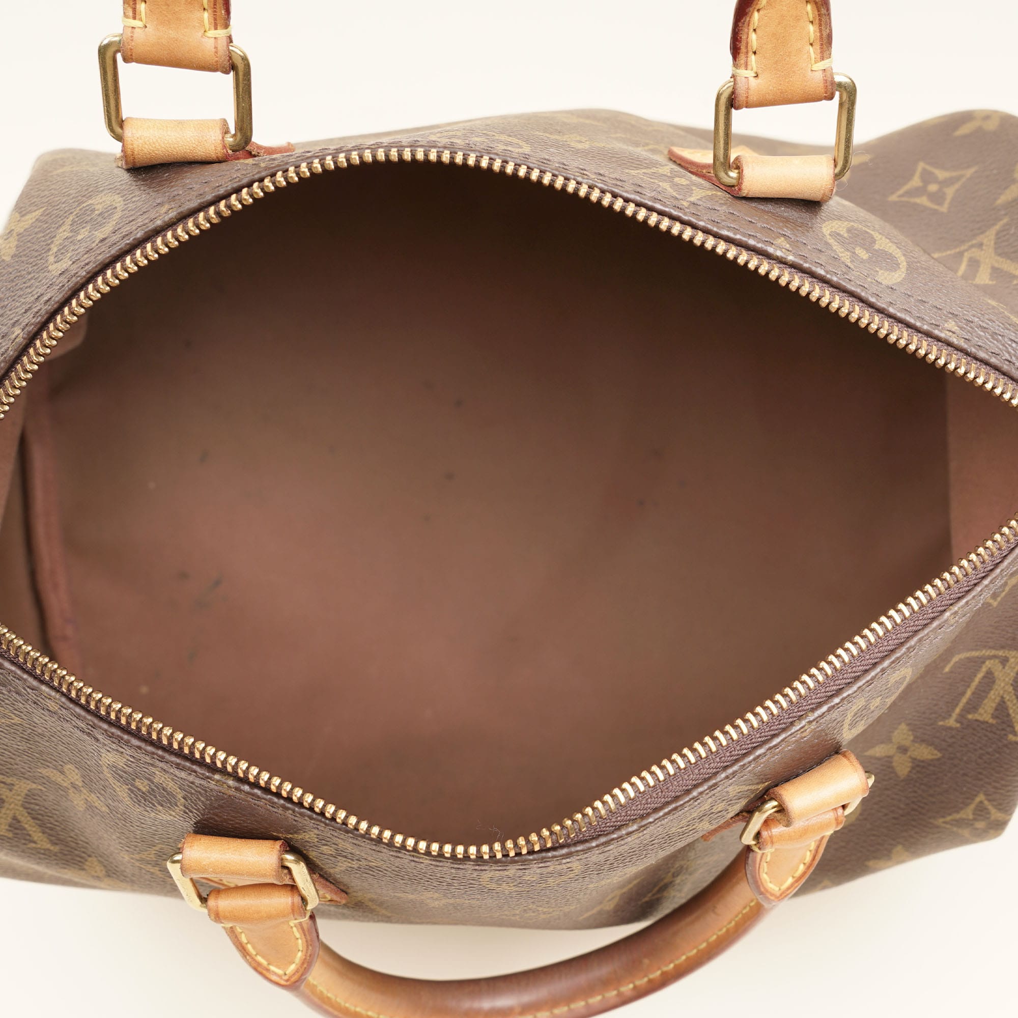 Speedy 30 Handbag - LOUIS VUITTON - Affordable Luxury image