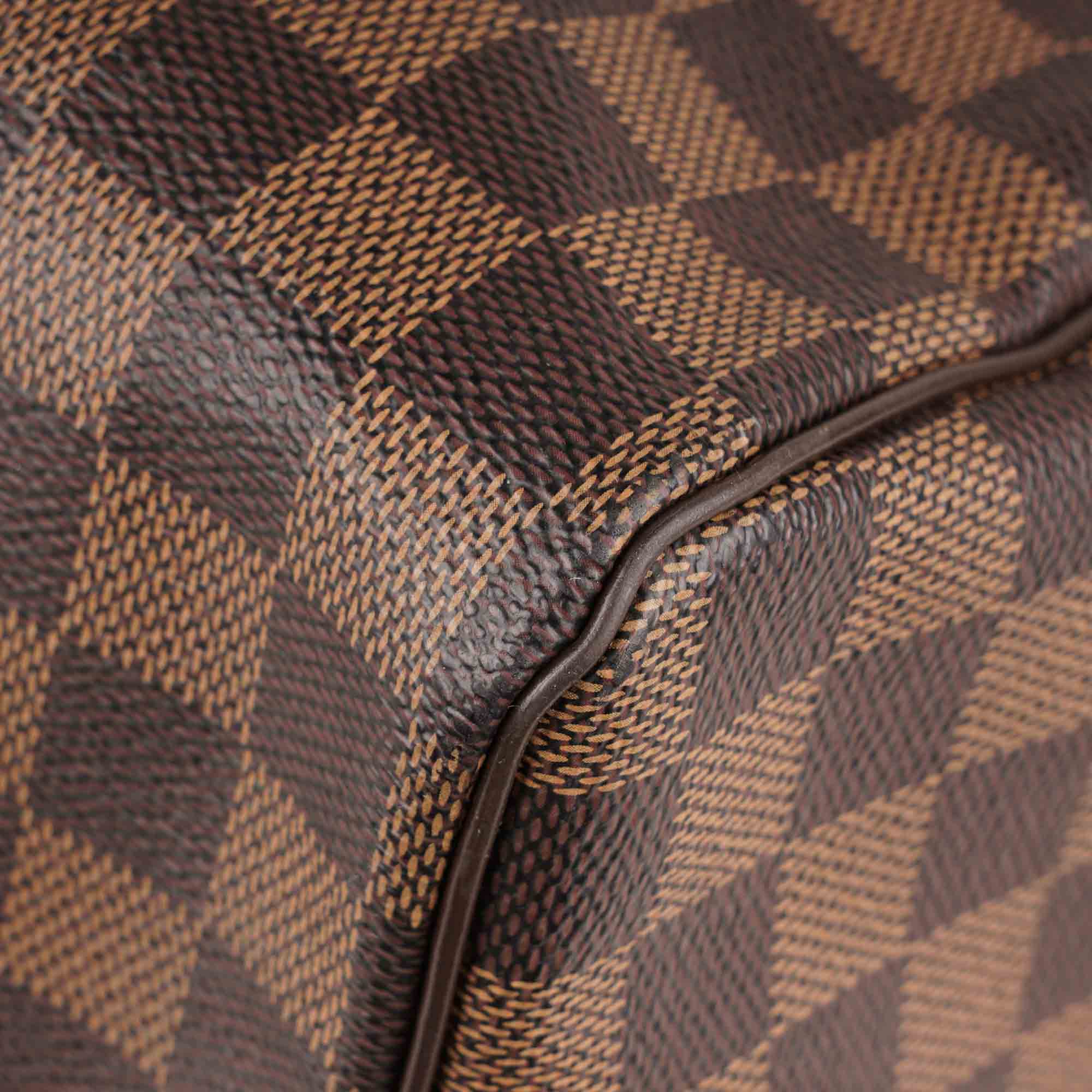 Speedy 35 Handbag - LOUIS VUITTON - Affordable Luxury image