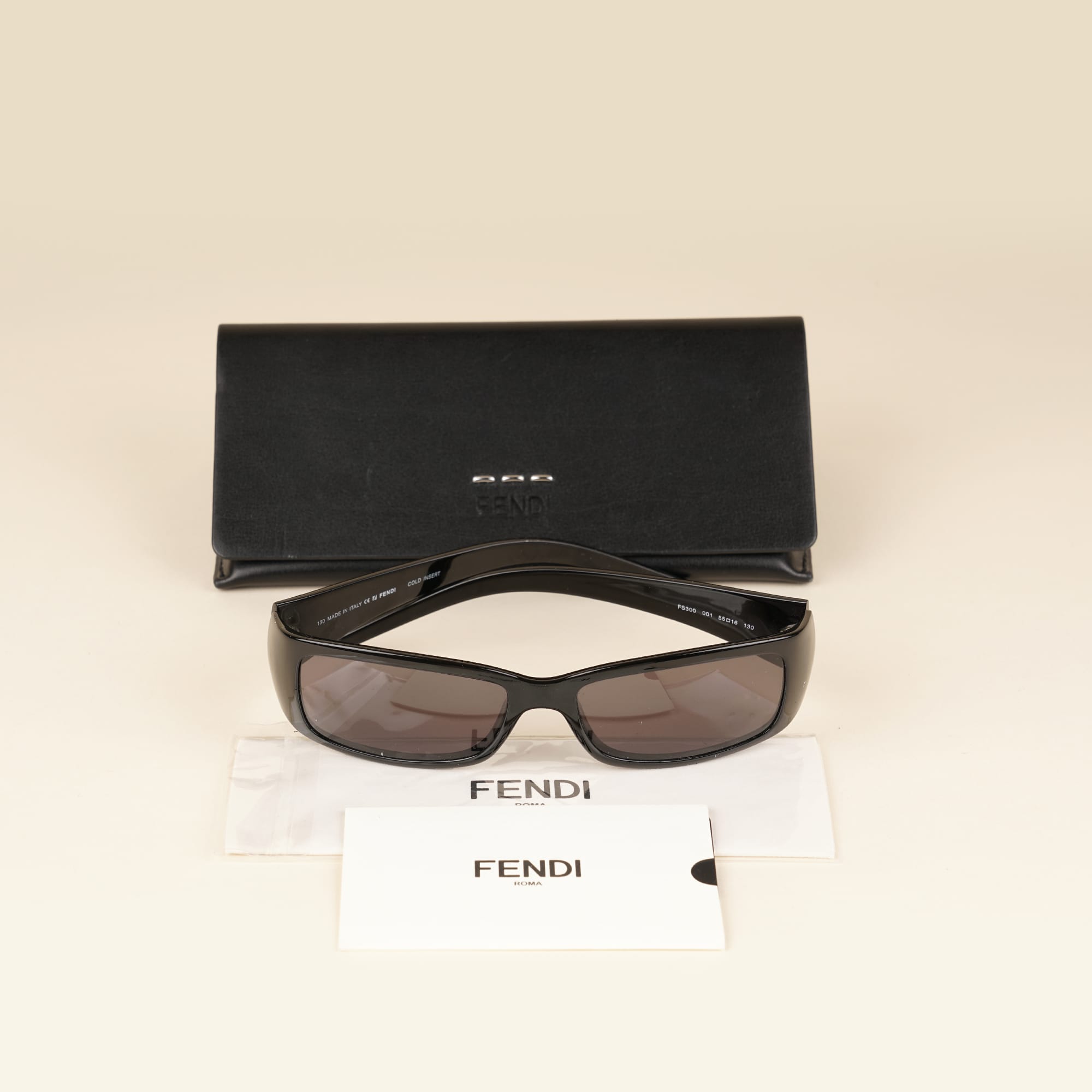 Square FF Sunglasses - FENDI - Affordable Luxury image