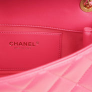 SS 2024 19 Full Flap Bag - CHANEL - Affordable Luxury thumbnail image