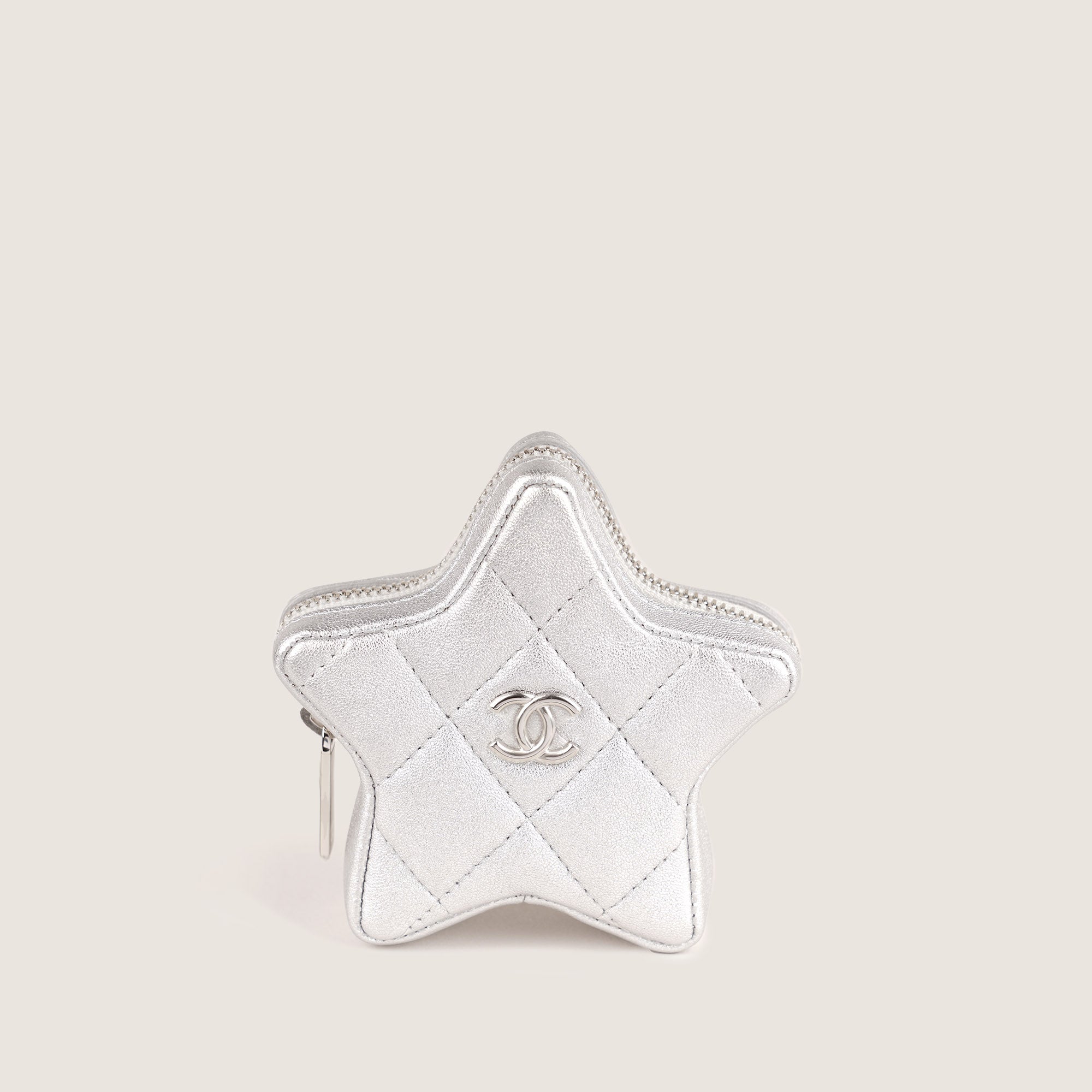 Star Coin Purse - CHANEL - Affordable Luxury
