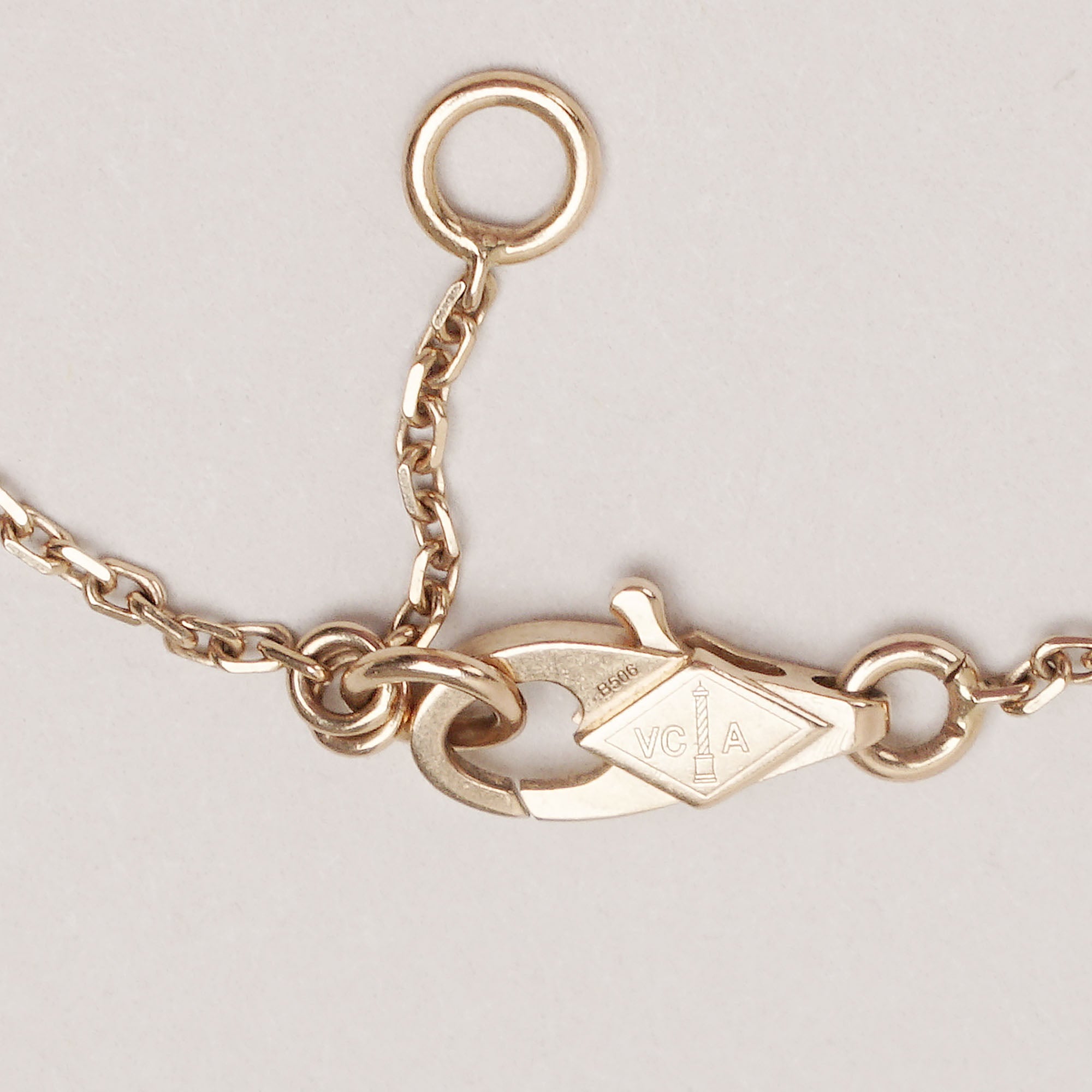 Sweet Alhambra Bracelet 1 Motif Carnelian/18K Rose Gold - VAN CLEEF & ARPELS - Affordable Luxury image