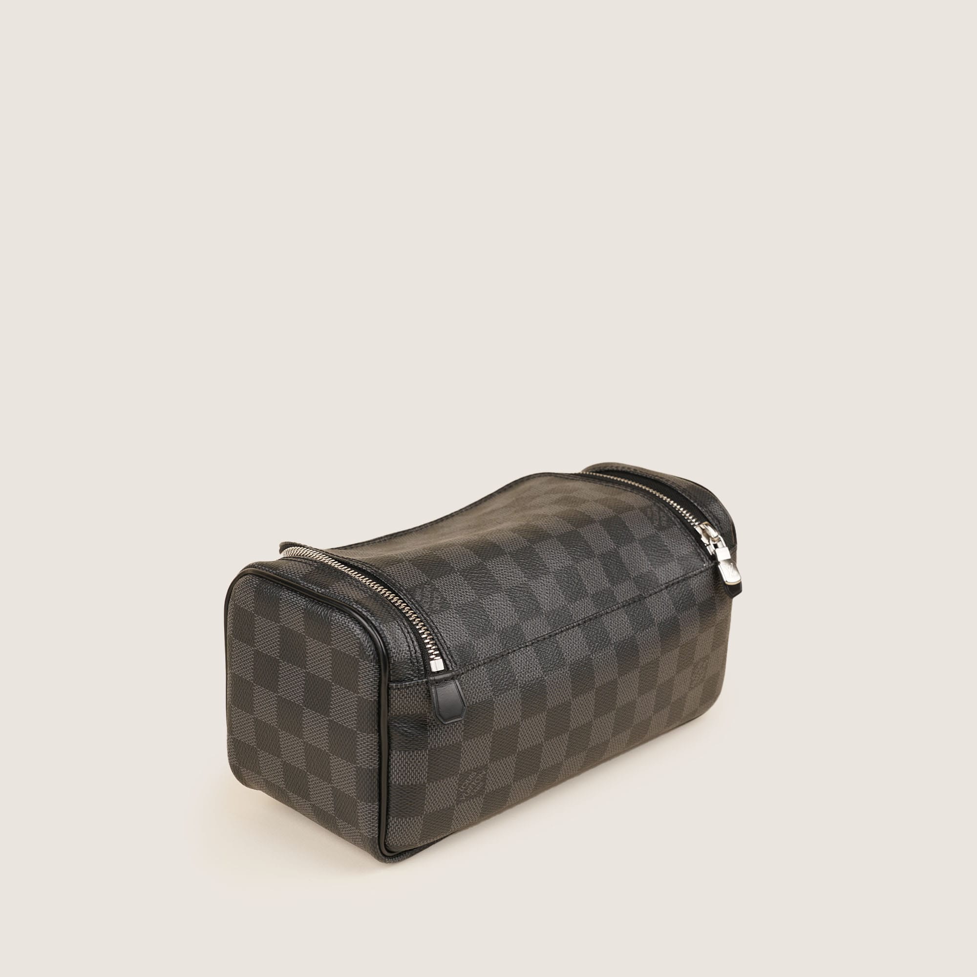 Toiletry Pouch - LOUIS VUITTON - Affordable Luxury image