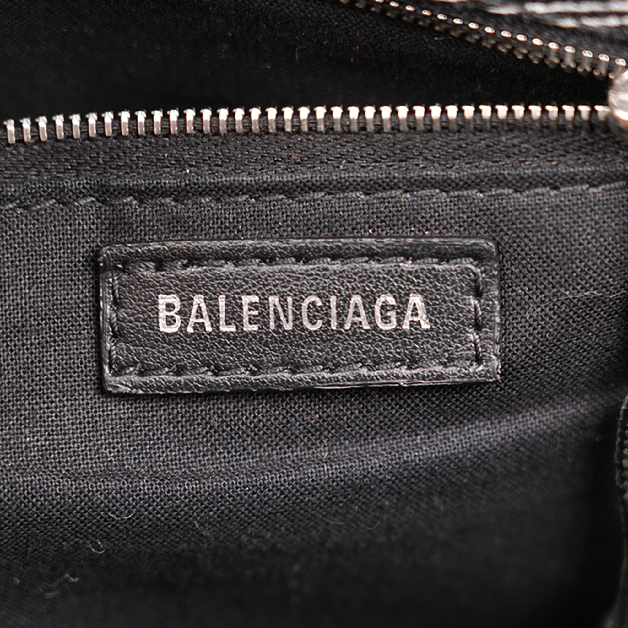 Trade Tote - BALENCIAGA - Affordable Luxury image