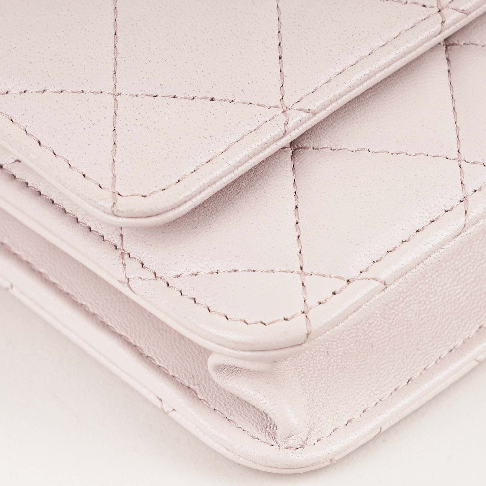 Trendy Wallet on Chain - CHANEL - Affordable Luxury image