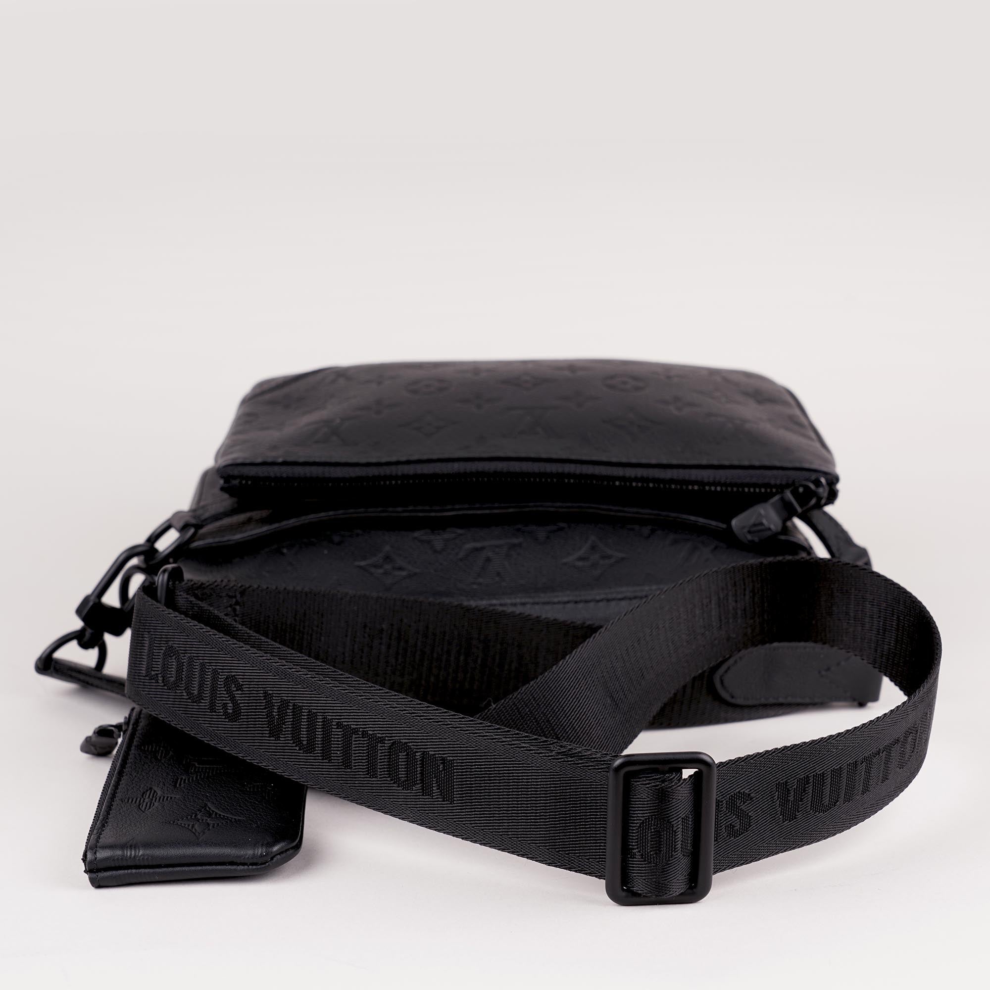 Trio Messenger Bag - LOUIS VUITTON - Affordable Luxury image