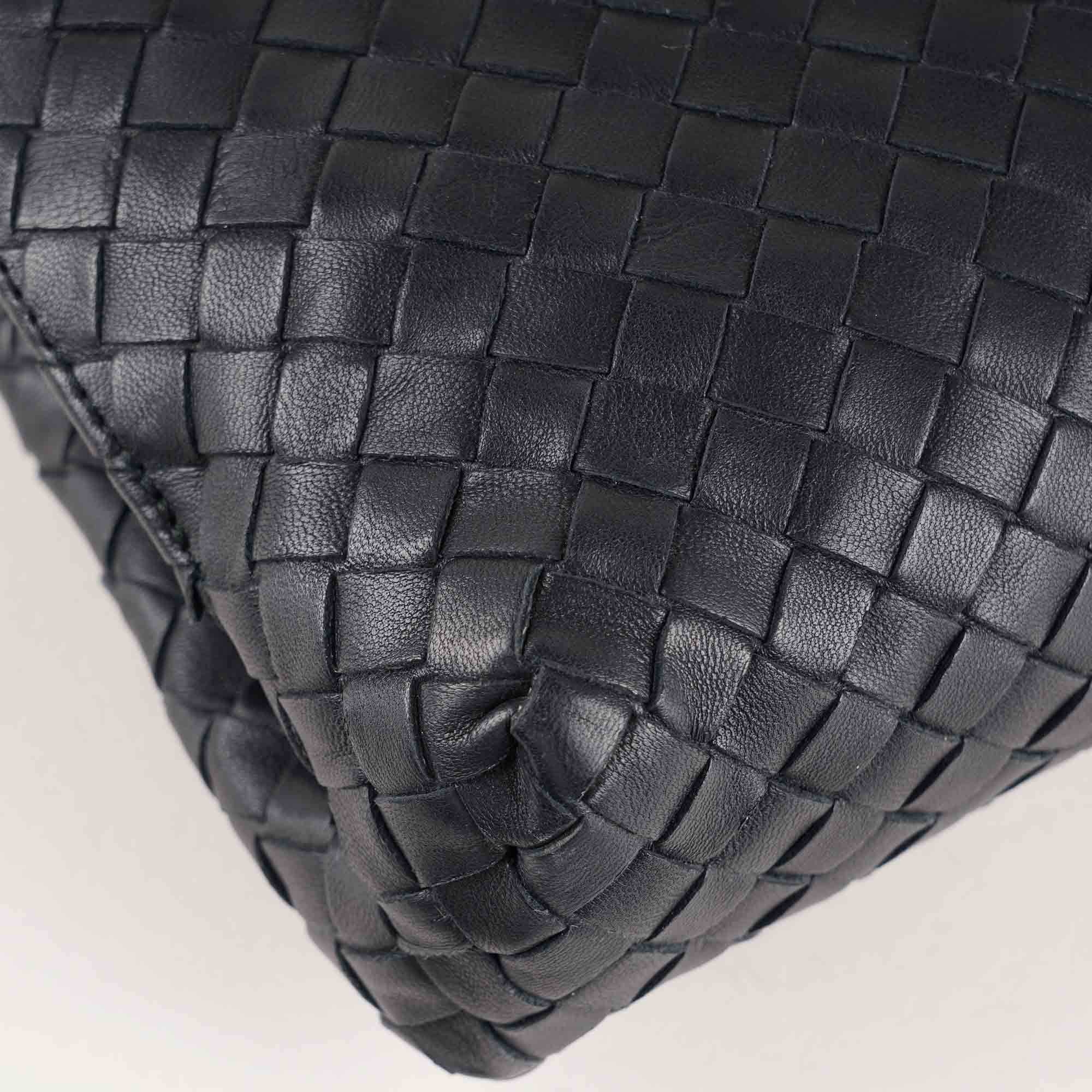 Triple Zip Shoulder Bag - BOTTEGA VENETA - Affordable Luxury image