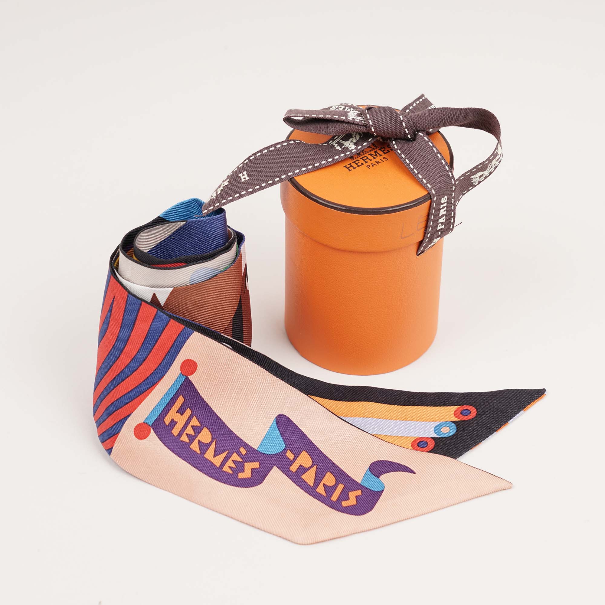 Twilly Silk Scarf - HERMÈS - Affordable Luxury image