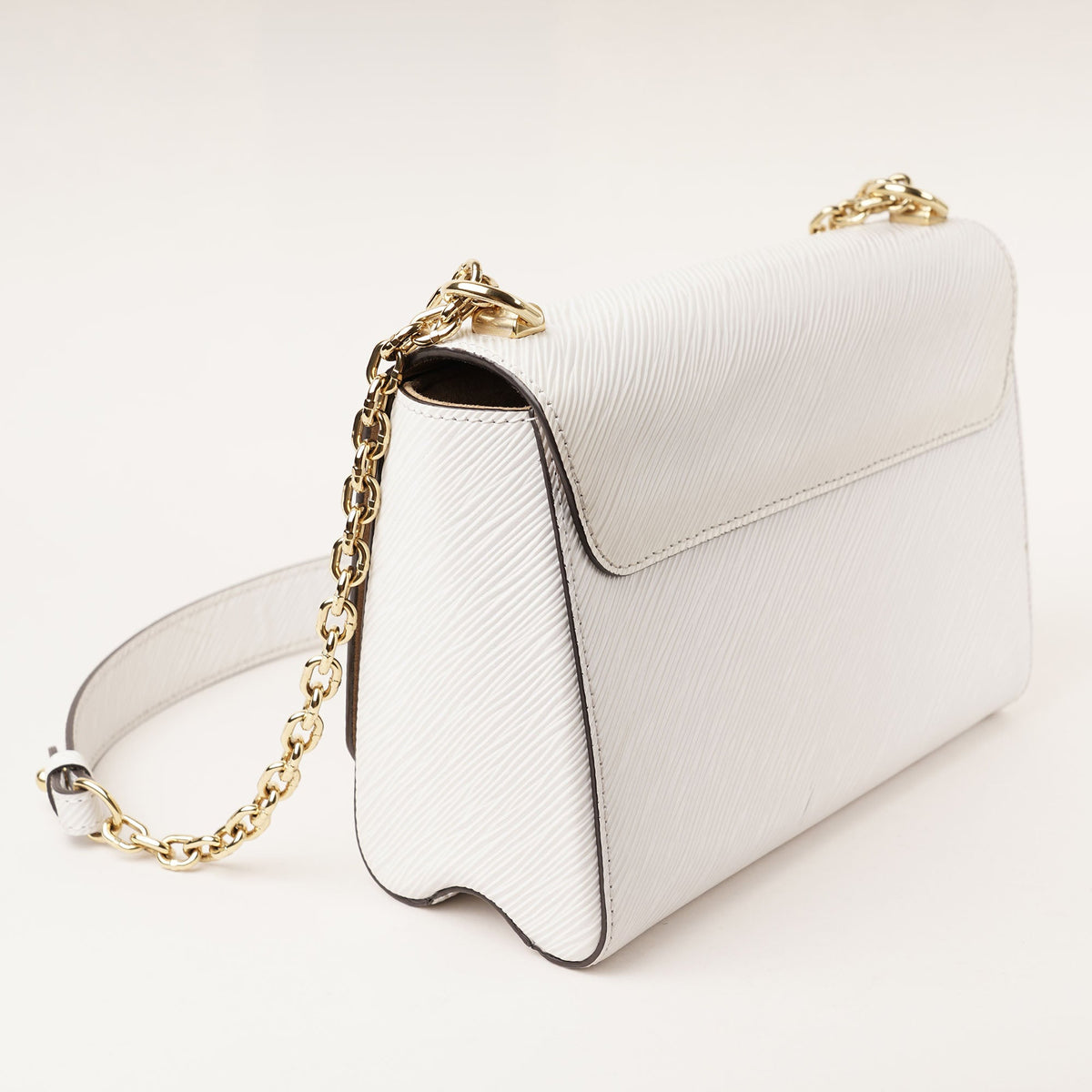 Twist MM Shoulder Bag - LOUIS VUITTON - Affordable Luxury image