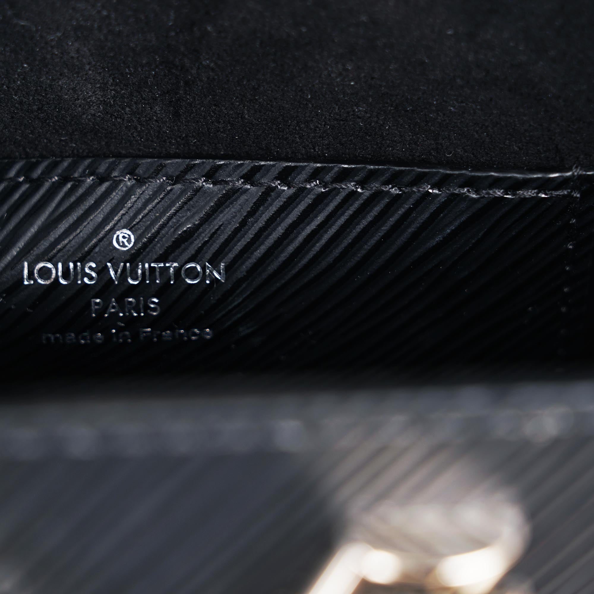 Twist PM Shoulder Bag - LOUIS VUITTON - Affordable Luxury image