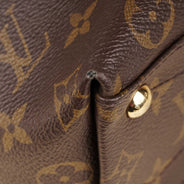 V Tote Bag BB - LOUIS VUITTON - Affordable Luxury thumbnail image