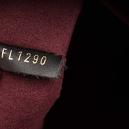 V Tote MM - LOUIS VUITTON - Affordable Luxury thumbnail image