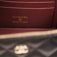 Vanity on Chain Bag - CHANEL - Affordable Luxury thumbnail image