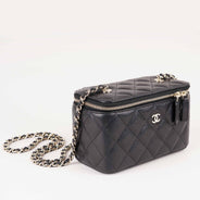 Vanity on Chain Bag - CHANEL - Affordable Luxury thumbnail image