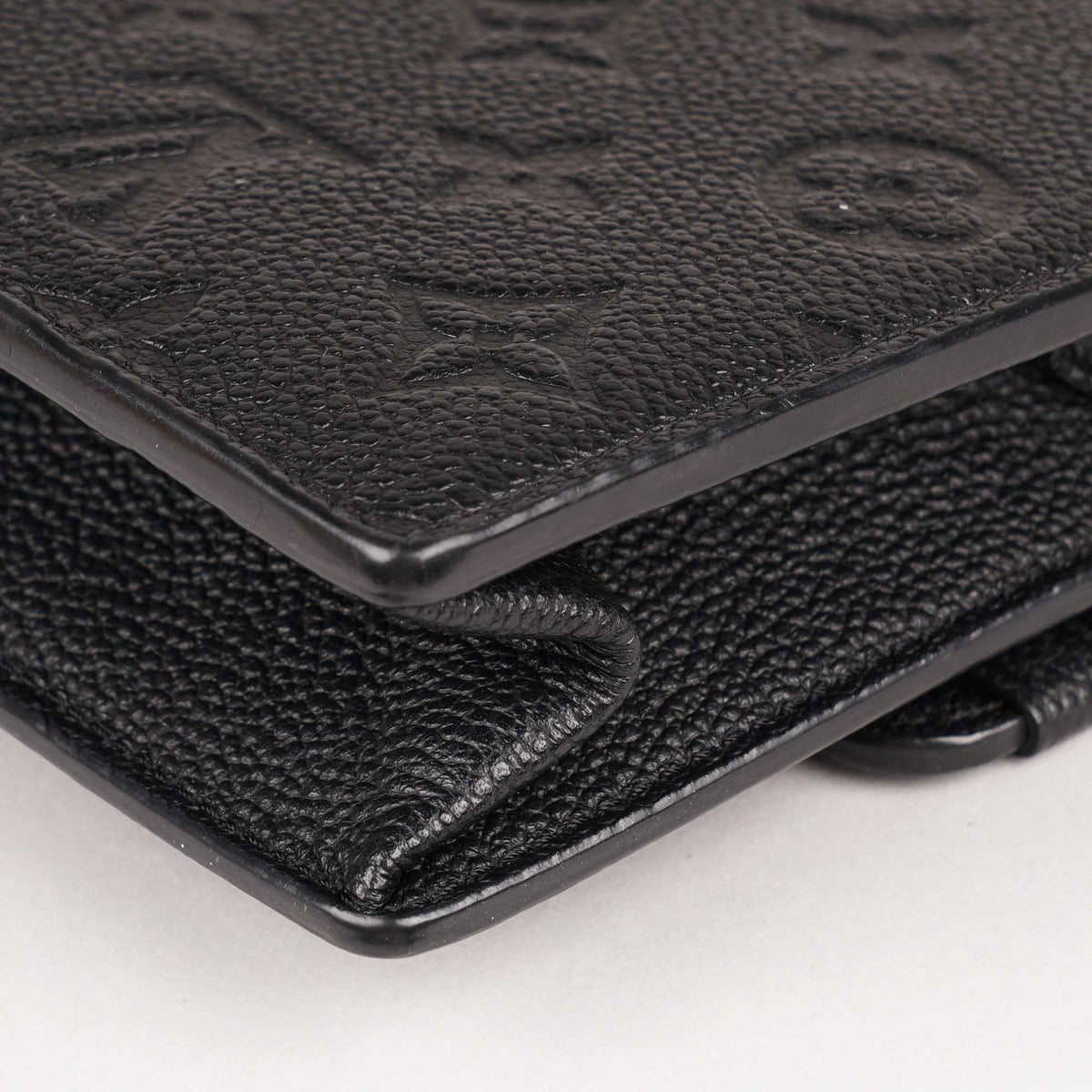 Vavin Chain Wallet - LOUIS VUITTON - Affordable Luxury image
