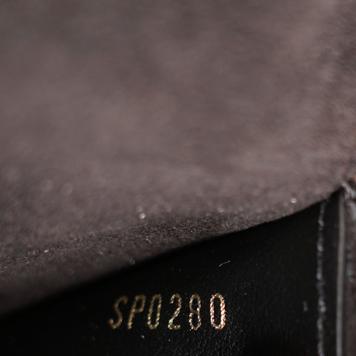 Vavin Chain Wallet - LOUIS VUITTON - Affordable Luxury image