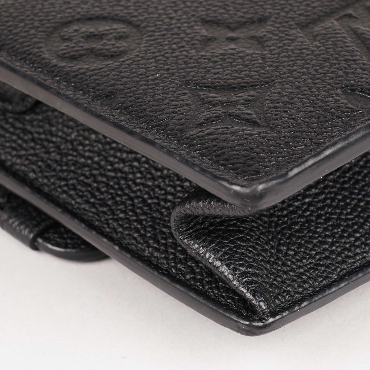 Vavin Chain Wallet - LOUIS VUITTON - Affordable Luxury image