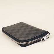 Vertical Zippy Wallet - LOUIS VUITTON - Affordable Luxury thumbnail image