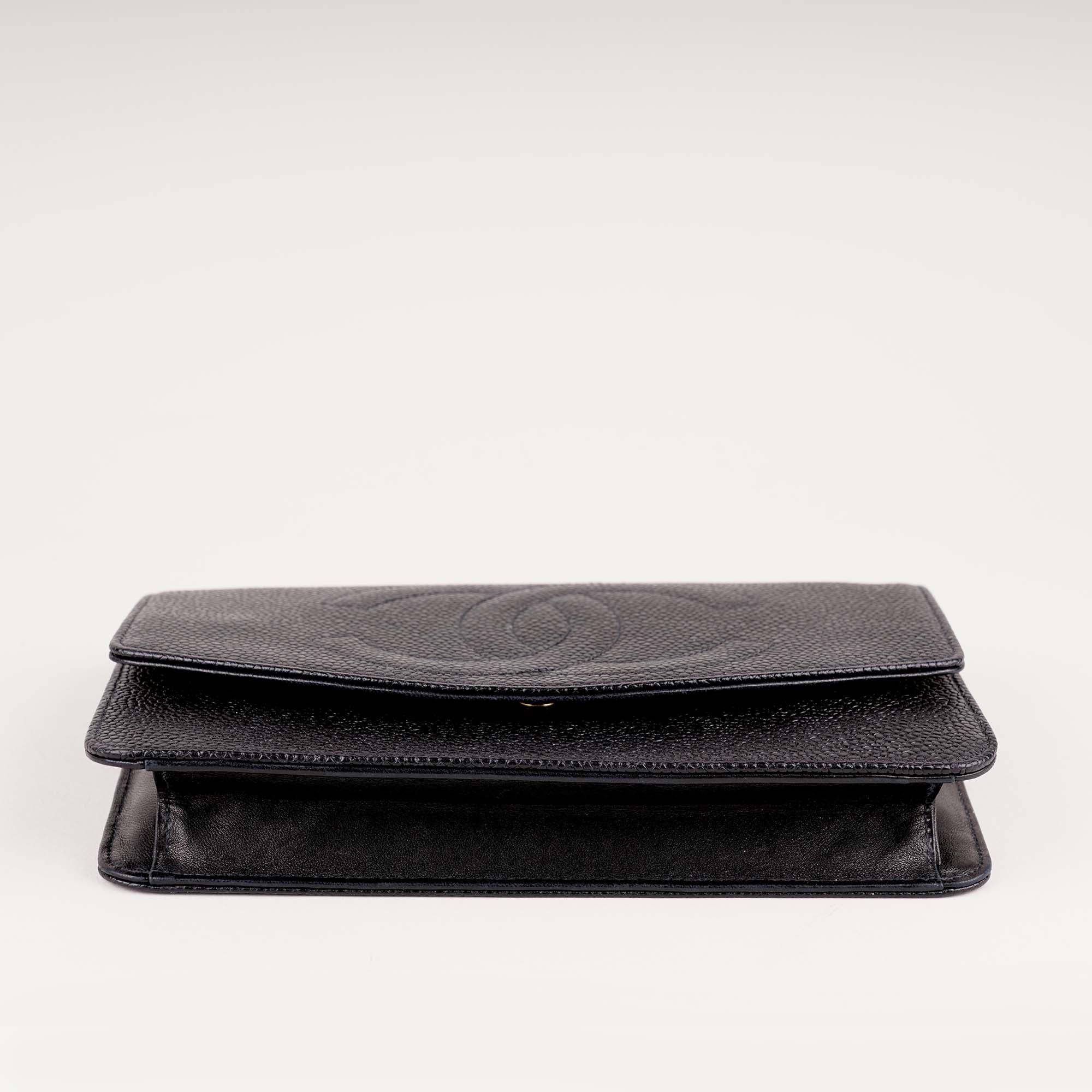 Vintage CC Clutch - CHANEL - Affordable Luxury image