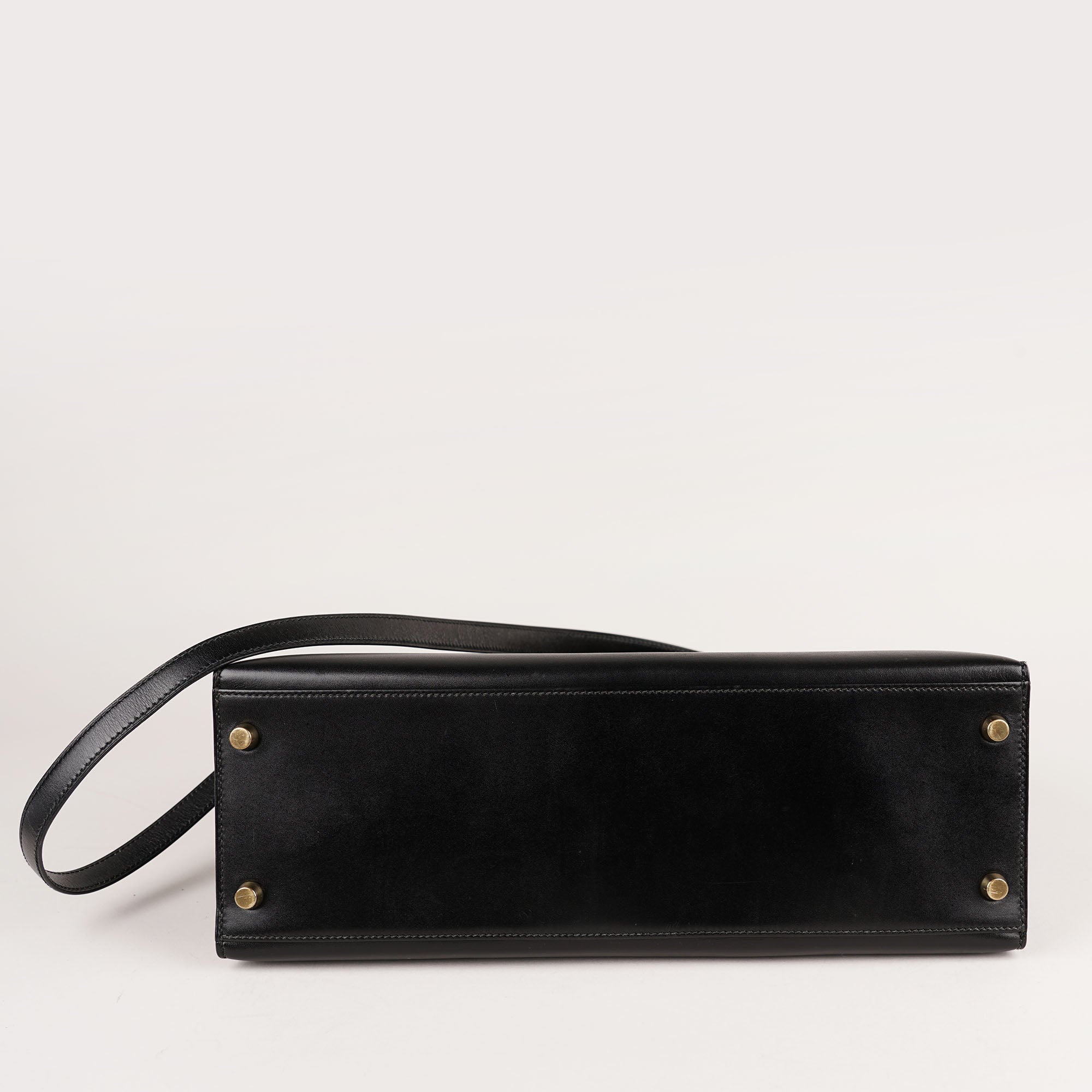 Vintage Kelly Sellier 32 Handbag - HERMÈS - Affordable Luxury image