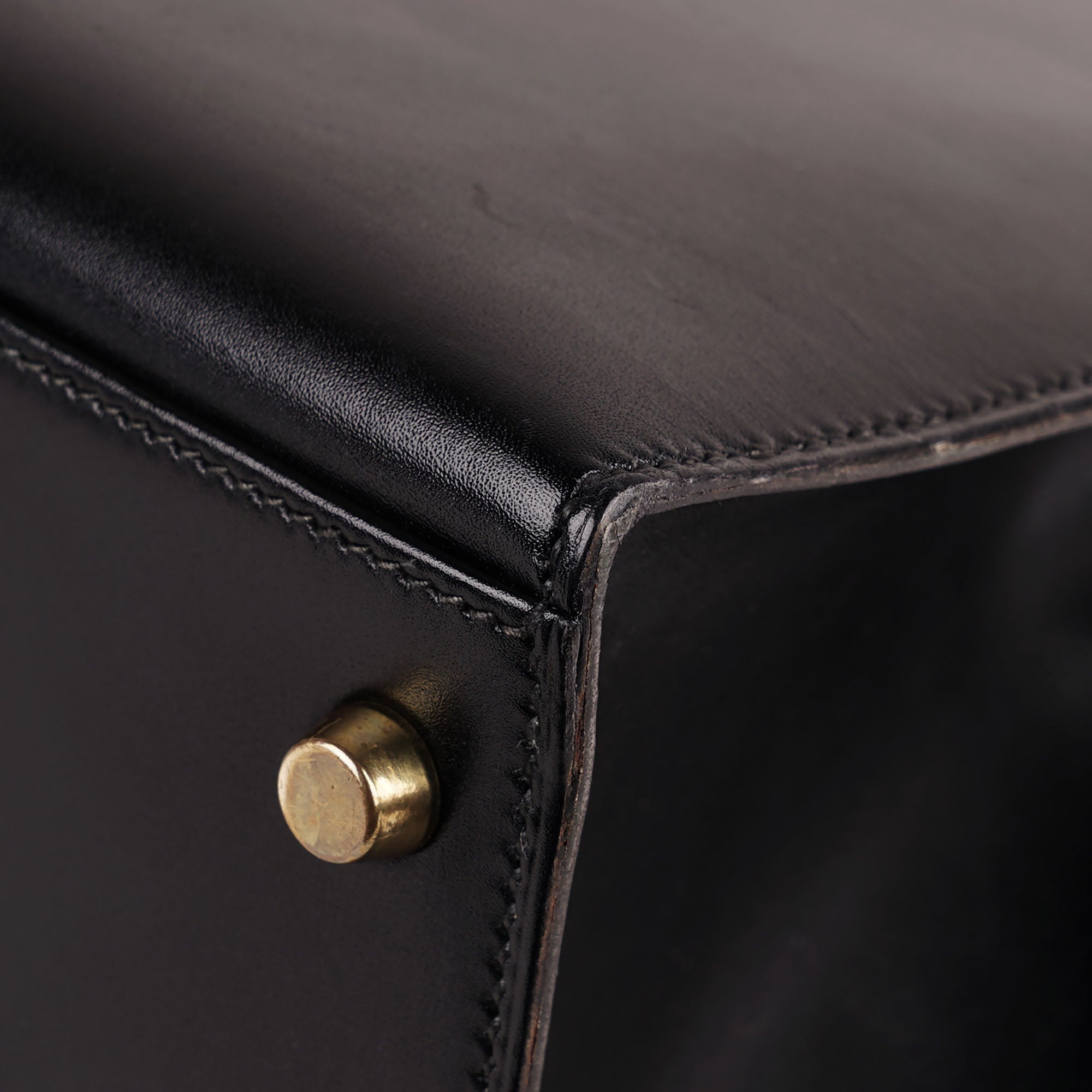 Vintage Kelly Sellier 32 Handbag - HERMÈS - Affordable Luxury image