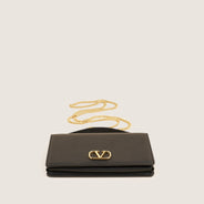 Vlogo Wallet on Chain - VALENTINO - Affordable Luxury thumbnail image