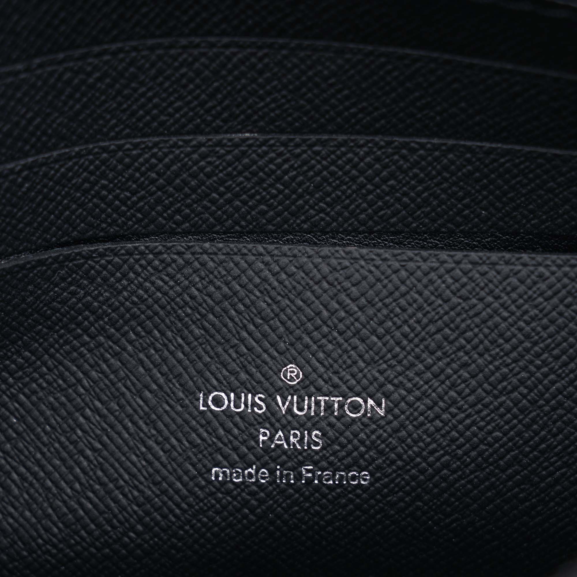 Volga Clutch Bag - LOUIS VUITTON - Affordable Luxury image