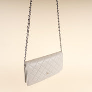 Wallet On Chain - CHANEL - Affordable Luxury thumbnail image