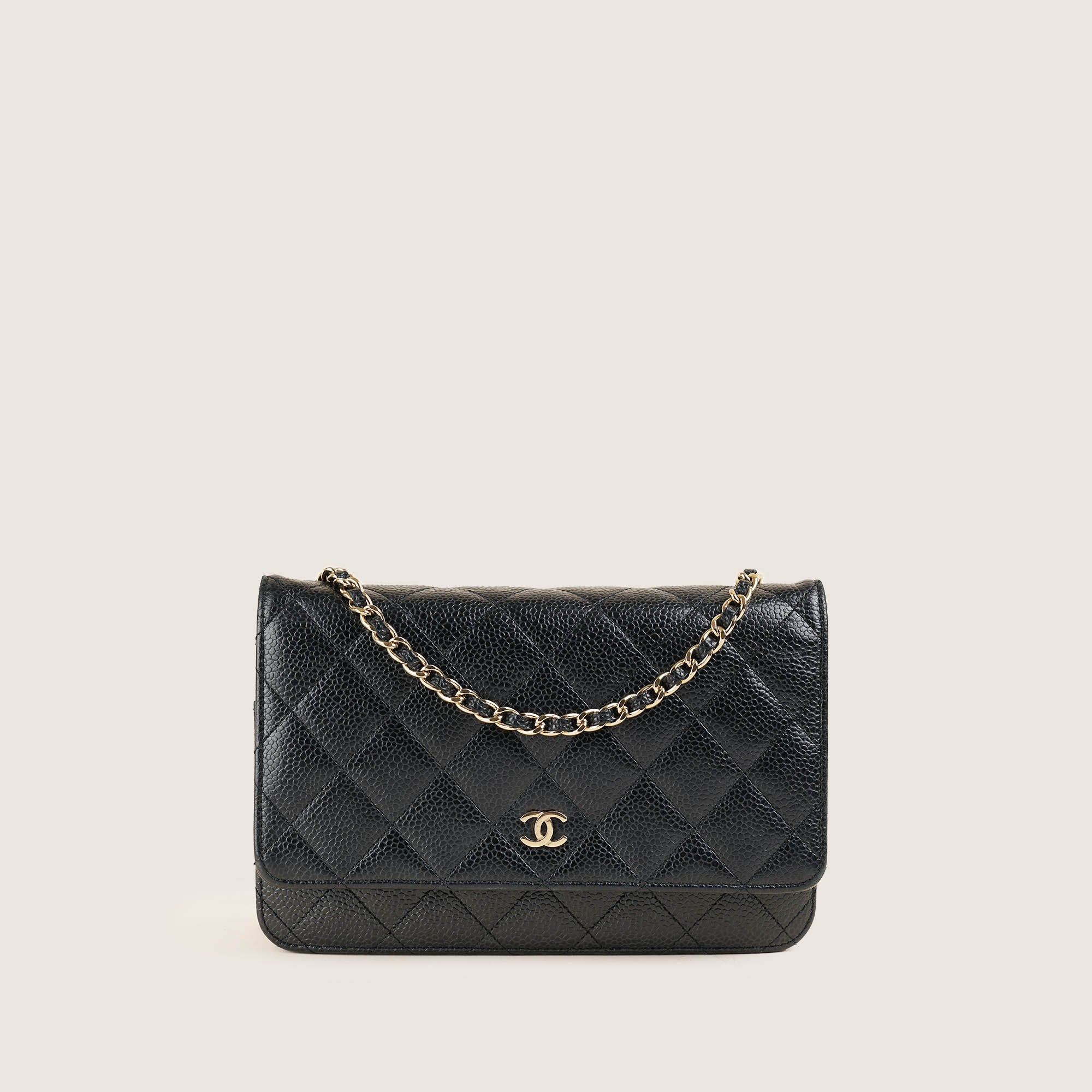 Wallet On Chain - CHANEL - Affordable Luxury