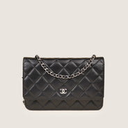 Wallet on Chain - CHANEL - Affordable Luxury thumbnail image