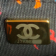 Wallet on Chain - CHANEL - Affordable Luxury thumbnail image