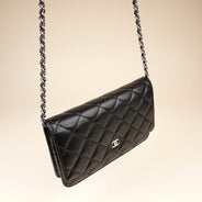 Wallet on Chain - CHANEL - Affordable Luxury thumbnail image